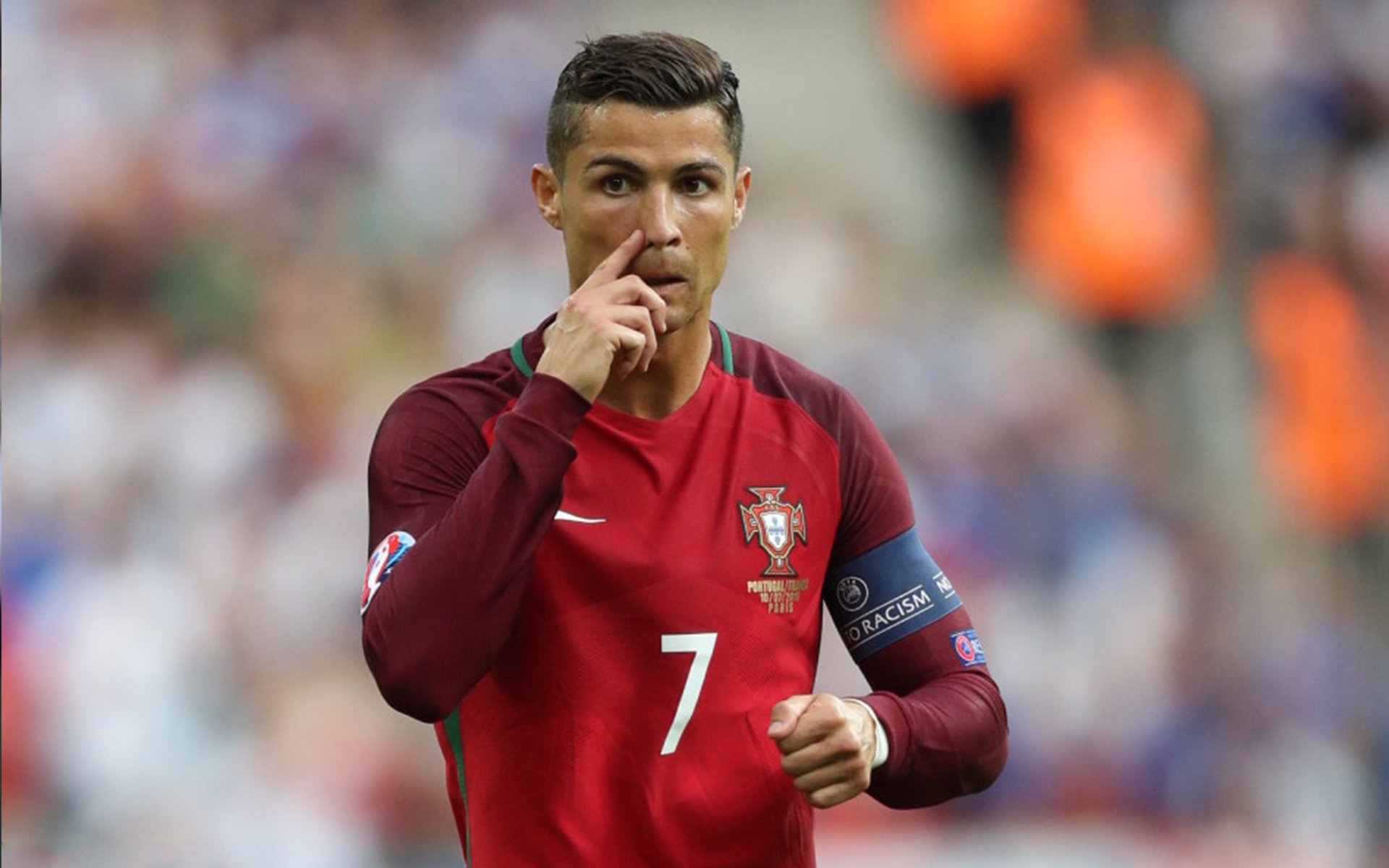 詹姆斯重返赛场，晋级下一阶段首场状态出色，掘金观众沸腾！热度持续攀升