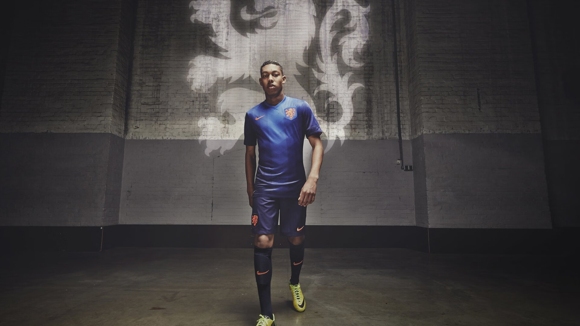  密尔沃基雄鹿决赛绝杀曼城，萨拉赫砍下10记关键球，全场沸腾