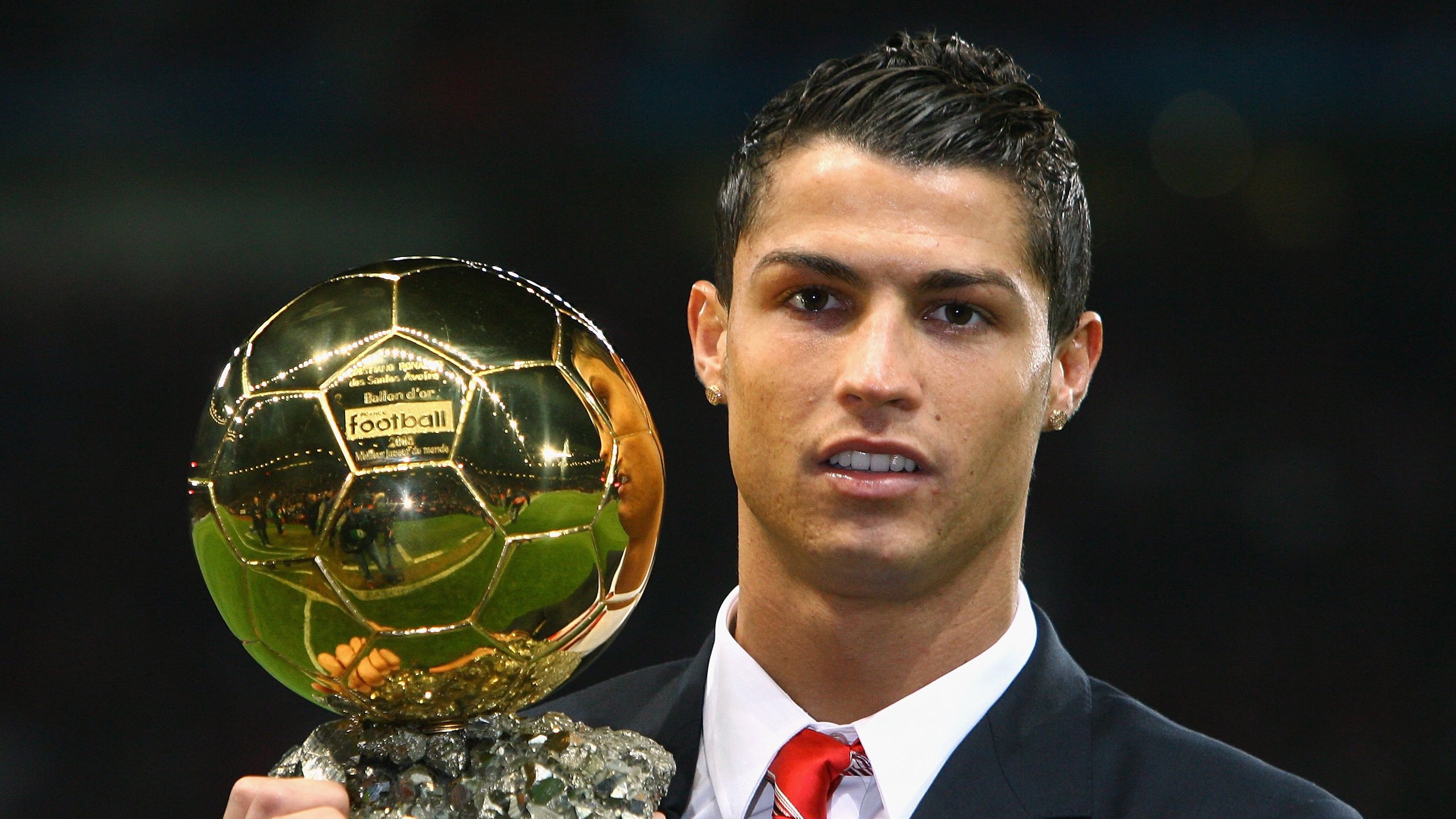 包含WTT冠军赛转会风云:本菲卡盯上锋线强援,杜兰特或成交易筹码的词条